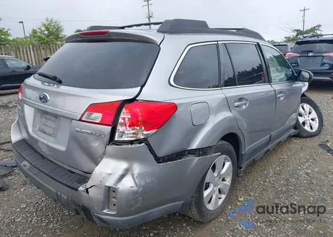 2010 Subaru Outback Prem All-Weathr/Pwr Moon z USA, uszkodzony, nr VIN 4S4BRCGC2A3353920